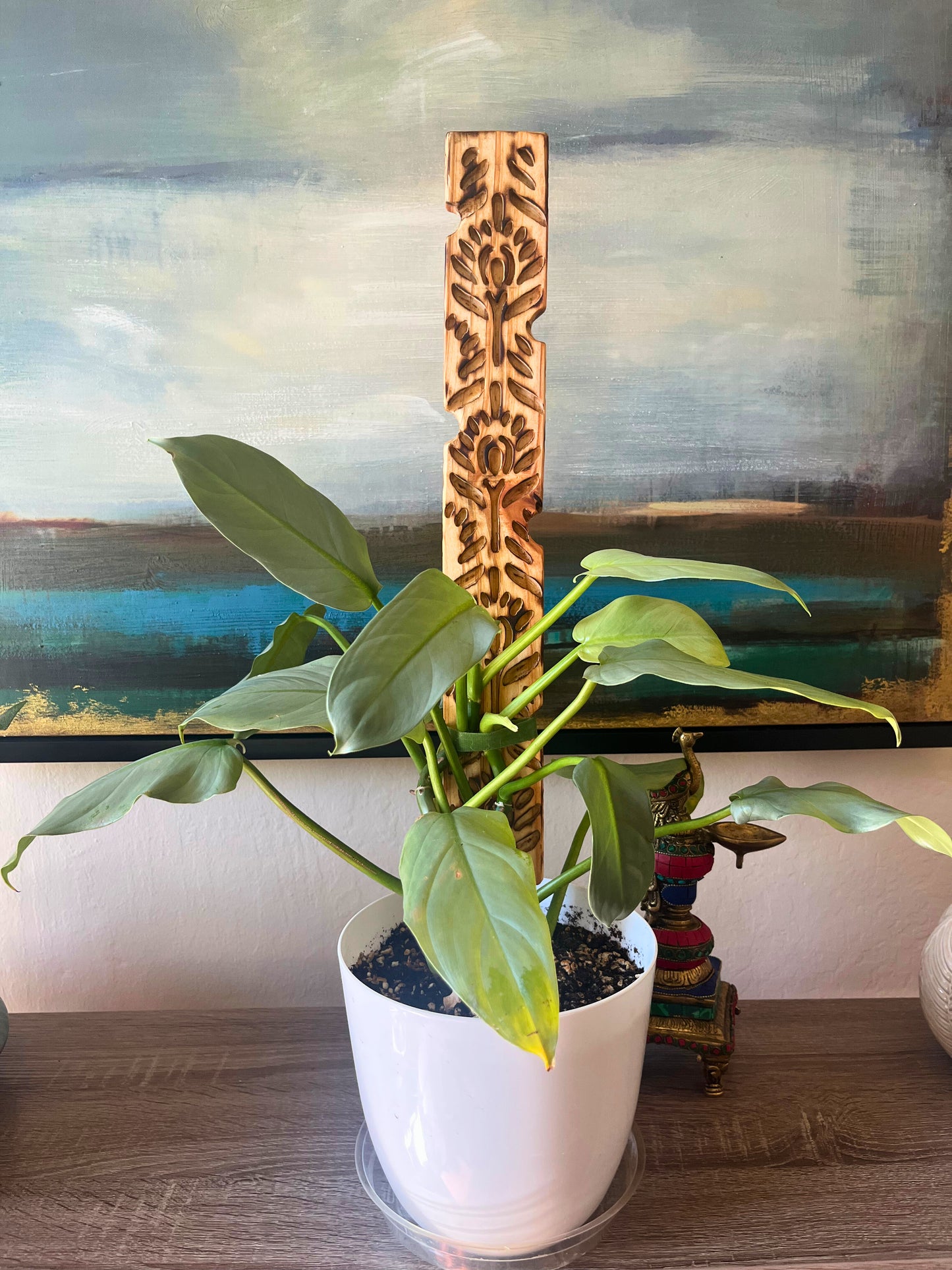 Aura – Handcrafted Wooden Plant Stake